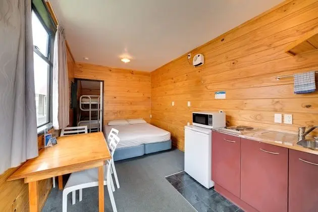 Wellington TOP 10 Holiday Park - Oda