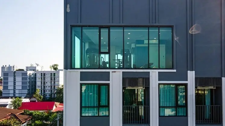 Wellness Stay & Hotel Sukhumvit 107 - Dış Mekan