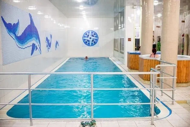 Wellness Hotel Szindbád - Havuz