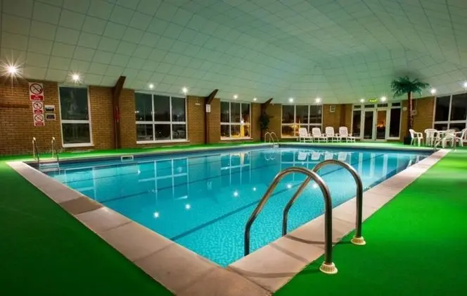 Wensum Valley Hotel Golf and Country Club - Havuz