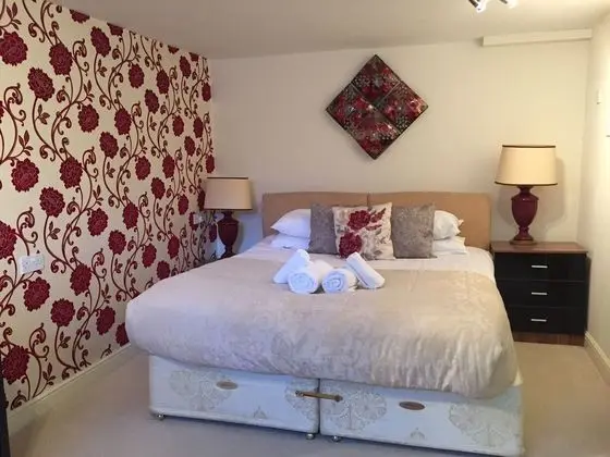 Wentworth House - Guest House