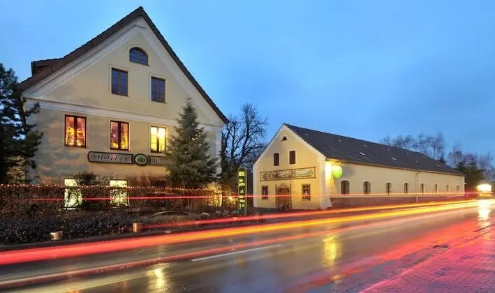 Hotel Wenzels Hof - 1