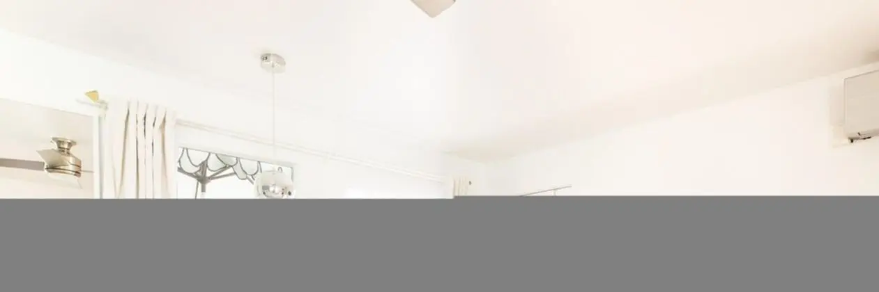 The Wesley Flat 6 in Palm Springs - Oda