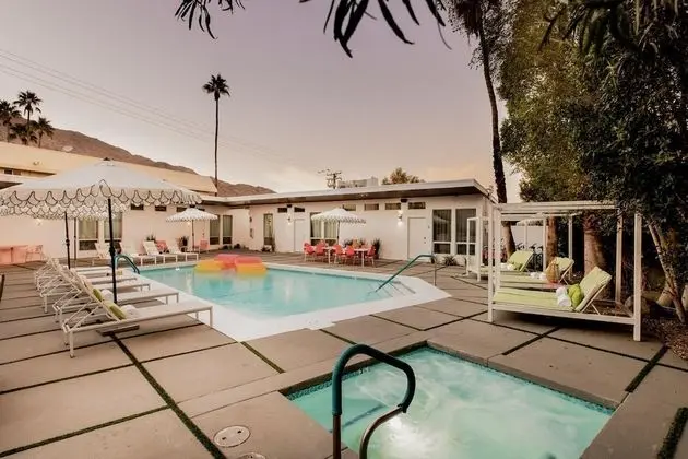 The Wesley Flat 7 in Palm Springs