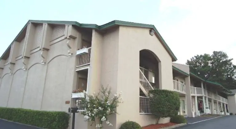 West Bank Inn
