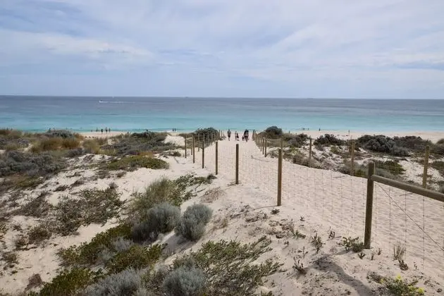 West Beach Lagoon 212 - Gorgeously decorated - Plaj