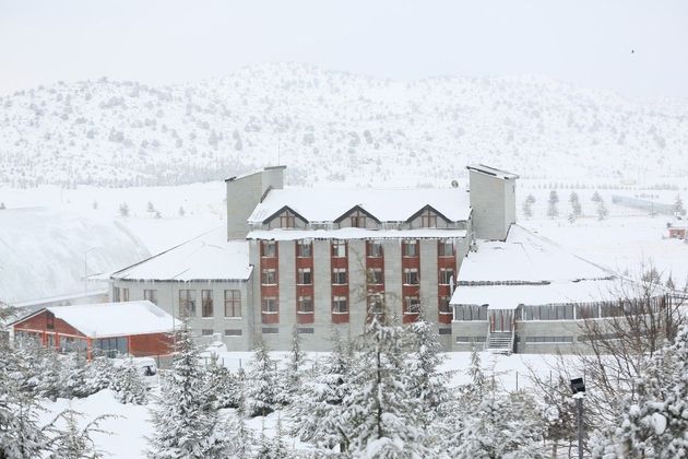 West Davraz Hotel