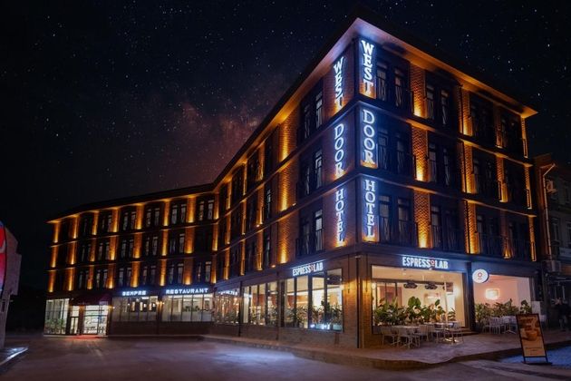 West Door HotelFotoğrafı