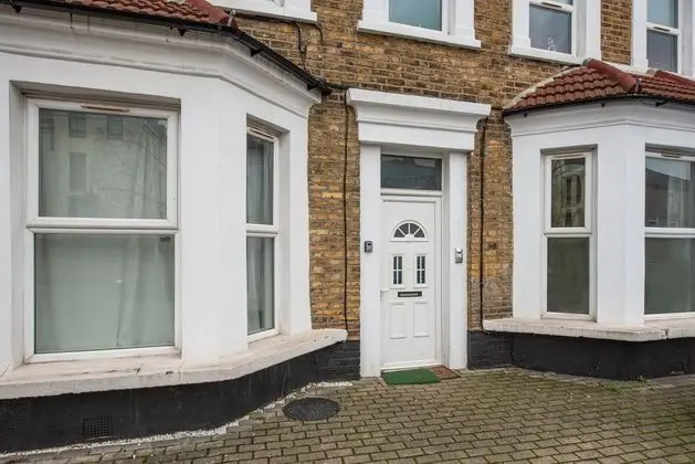 West Ealing SVD Apt. - 2 Bedroom 2 Bath - Öne Çıkan Resim