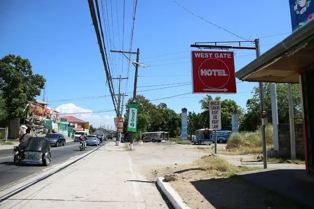 West Gate Hotel - Dış Mekan