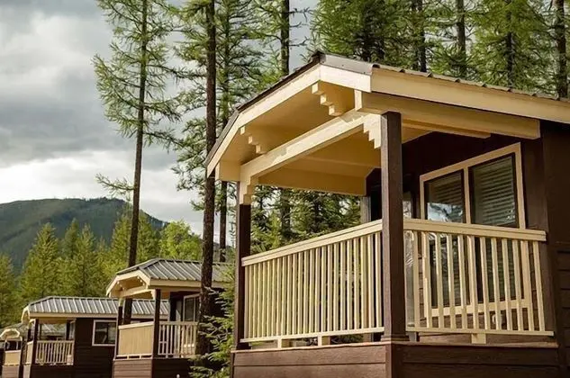 West Glacier Cabin Village - Öne Çıkan Resim