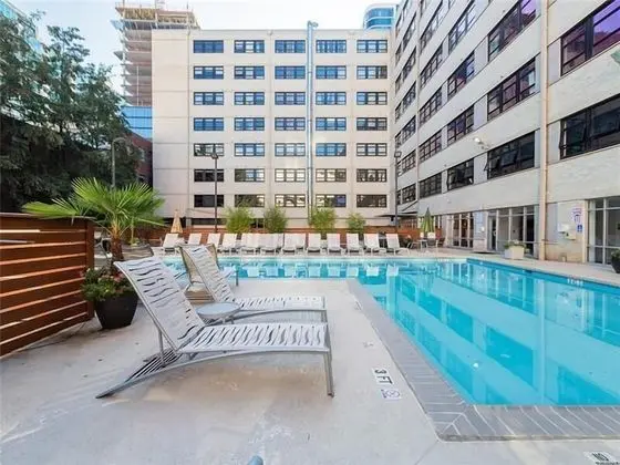 West Home - 900 Lofts - Havuz