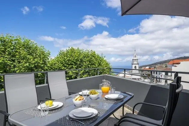 In the West - Intelsol Calheta Apartments II