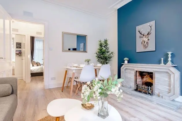 West Mount Apartment - İç Mekan