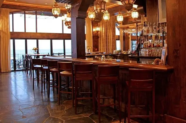 West Shore Cafe and Inn - Lobi