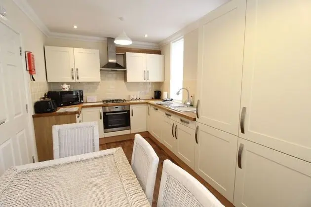 Westcliff House - 4 Bedrooms - Mutfak
