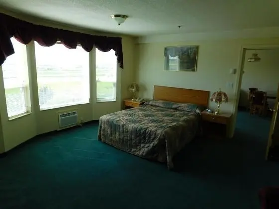 Western Budget Leduc 3 - Oda