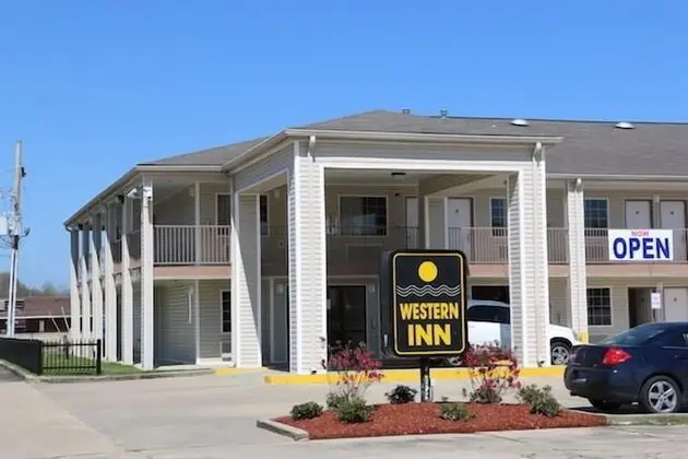 Western Inn - 1