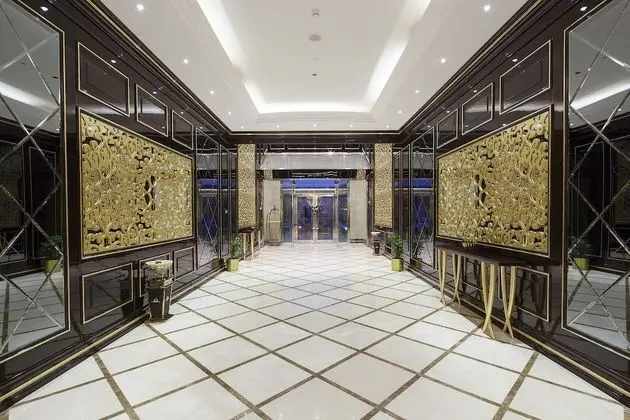 Western Lamar Hotel - Lobi