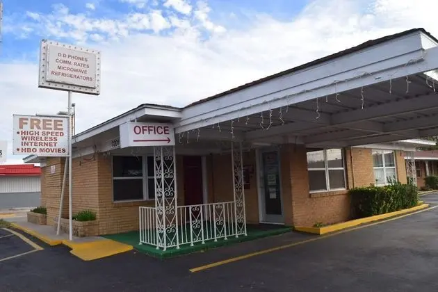 Western Motel