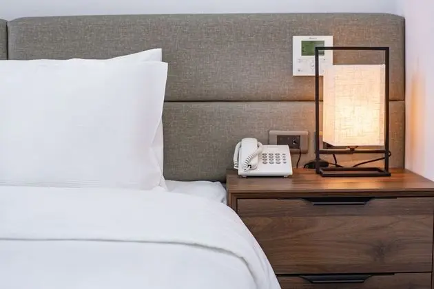 Western Skyline Hotel - Oda