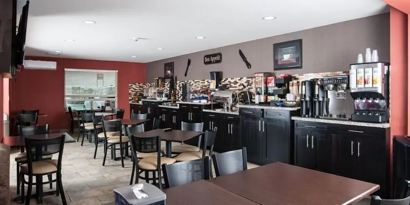 Western Star Inn & Suites Esterhazy - Yerinde Yemek