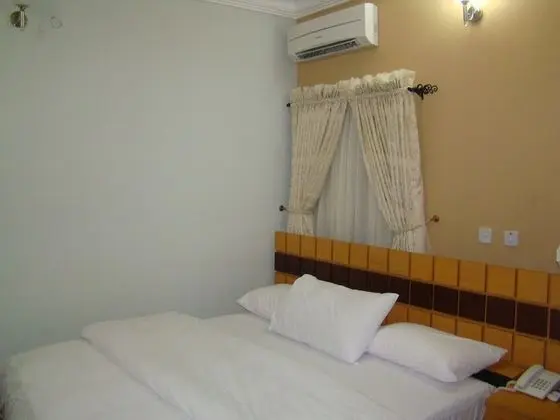 Western Sun International Hotel & Events Centre - Oda