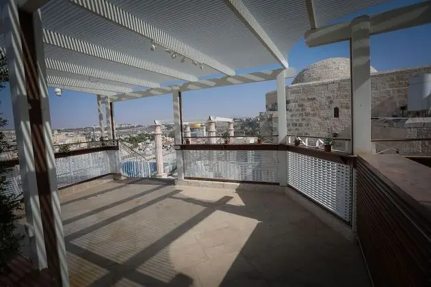 Western Wall Luxury House