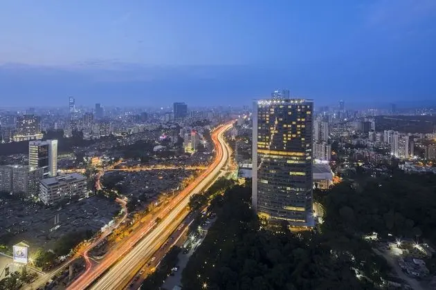 The Westin Mumbai Garden City - Dış Mekan
