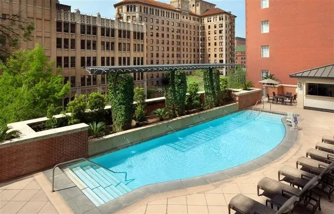 Westin Riverwalk San Antonio