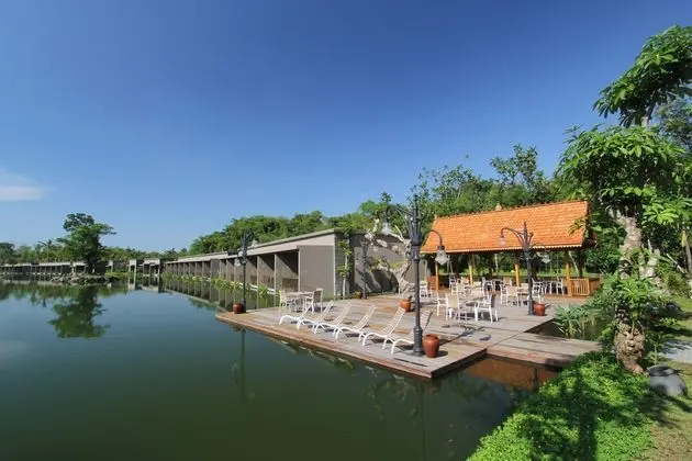 The Westlake Resort