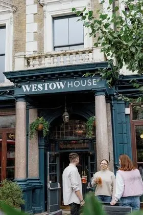 Westow House - Öne Çıkan Resim