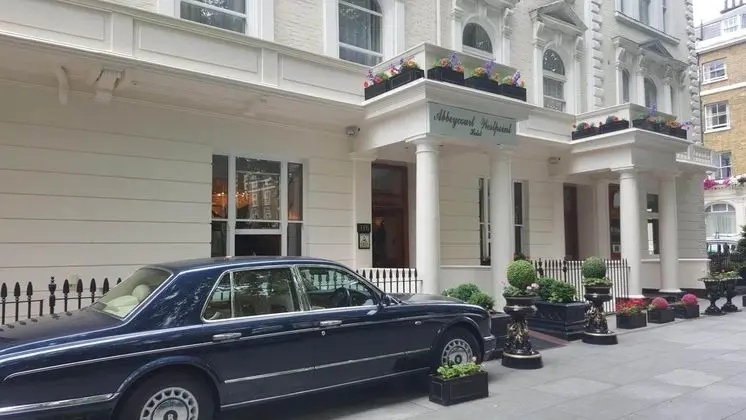 Westpoint Hotel - Dış Mekan