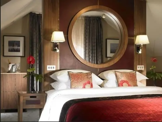 Westport Plaza Hotel - Oda