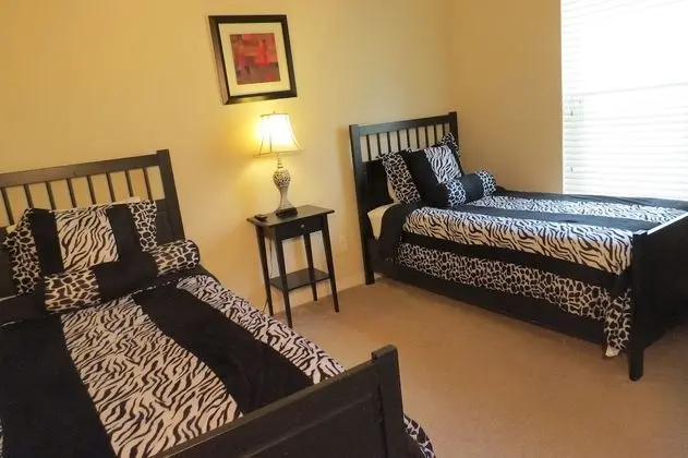 Westridge Area Pool Home - Oda