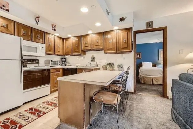 Westwind 102 2BD 2BA Silver Condo - Mutfak
