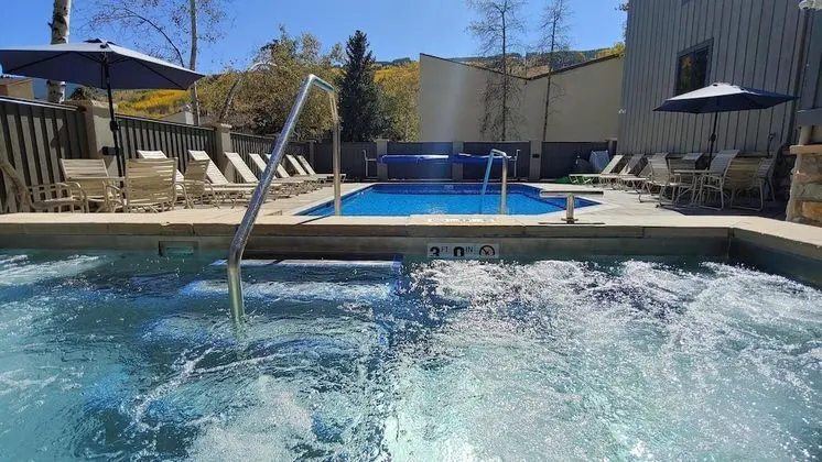 Westwind 108 2BD 2BA Platinum Condo in Lionshead Village