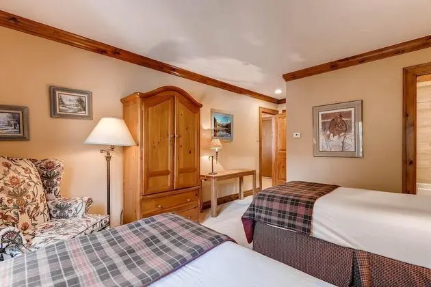 Westwind 201 2BD 2BA Plat. Condo