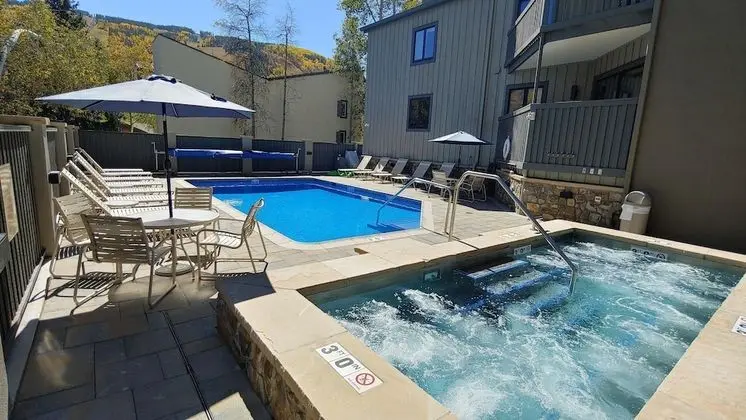 Westwind 205 3BD 3BA Gold Condo