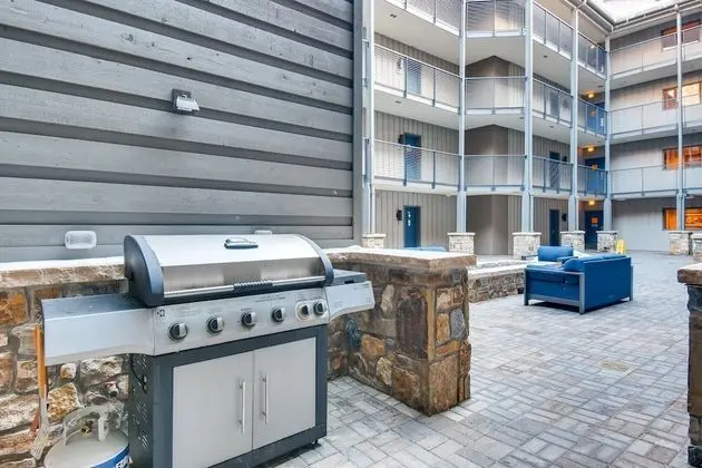 Westwind 207 2BD 2BA Plat Condo - Dış Mekan