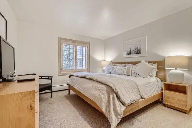 Westwind 307 2BD 2BA Plat. Condo