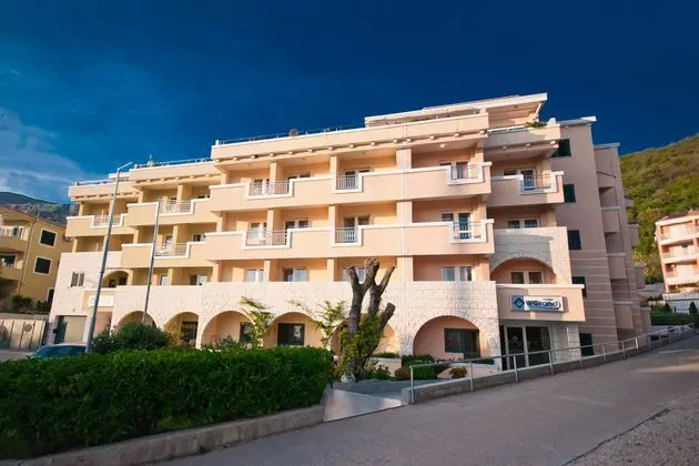WGrand Petrovac - Genel