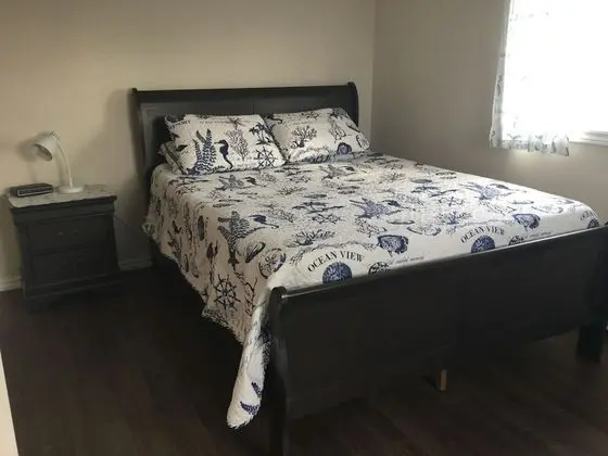 Whale Cove Inn