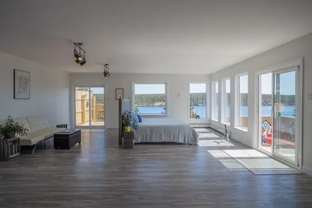 Whale House Guest House