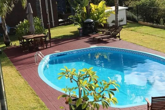 Whale Motor Inn and Restaurant - Havuz