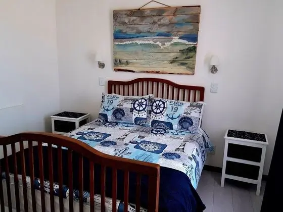 Whale Watch Accommodation - Oda