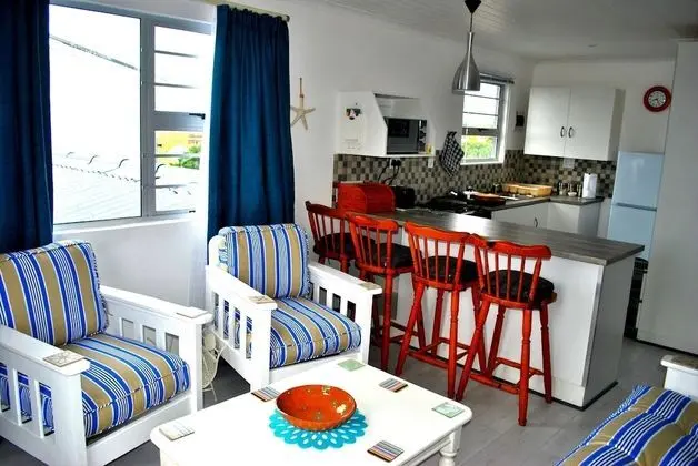 Whale Watch Accommodation - Yerinde Yemek