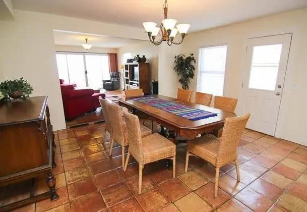 Whale Watch Beach House - Oda