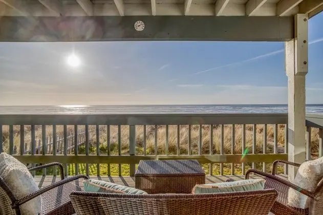 Whale Watcher Condo #1