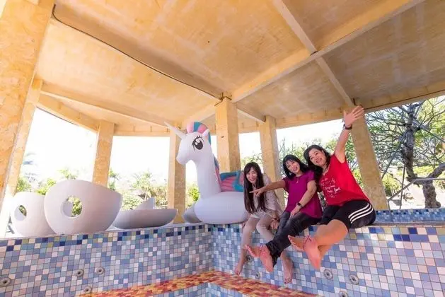 Whales Mountain & Seaview Resort - Havuz